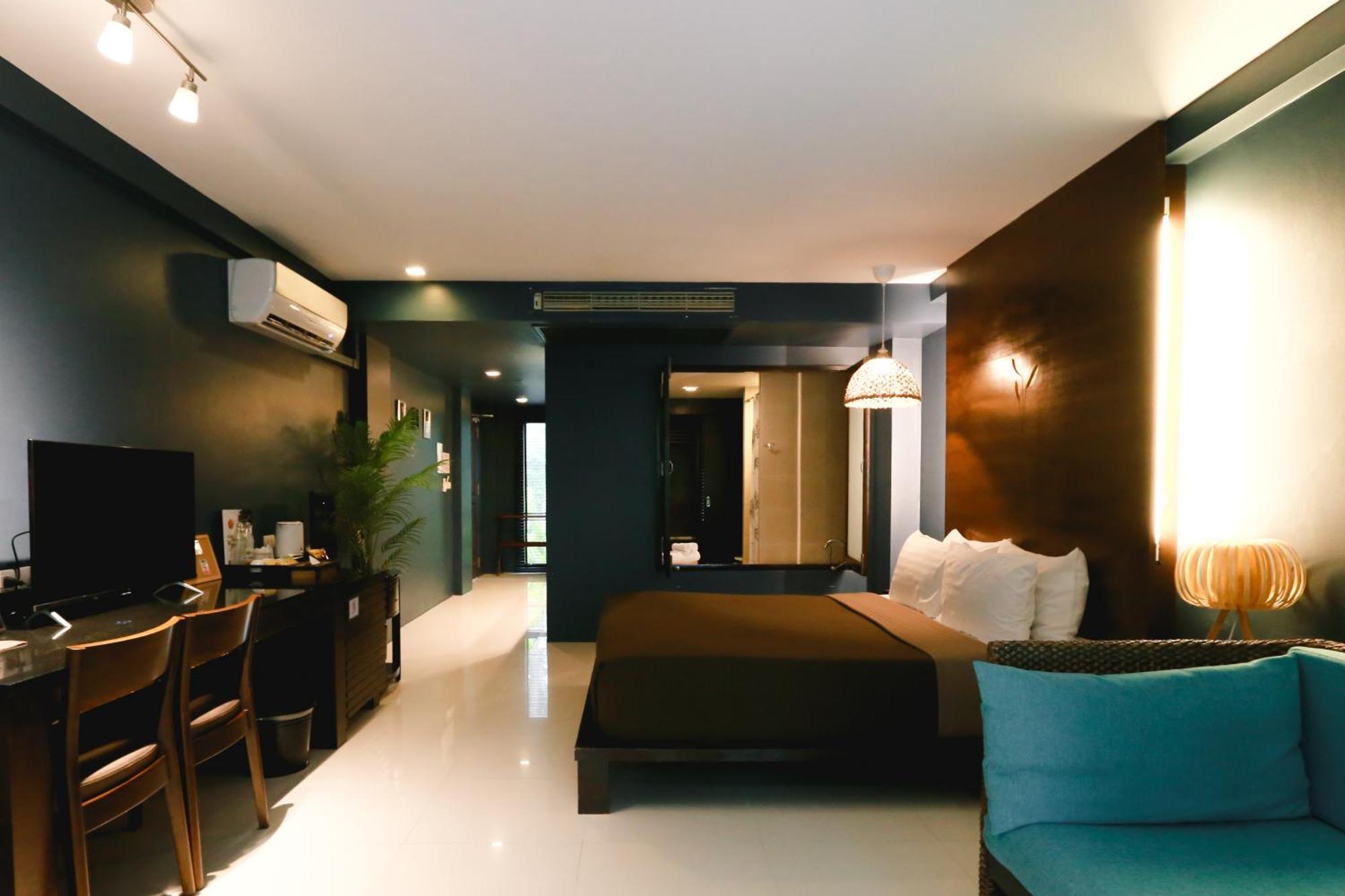 The Bihai Hua Hin Exterior photo